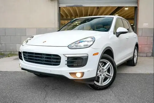 2017 Porsche Cayenne S AWD photo