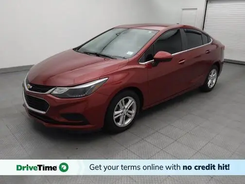 2017 Chevrolet Cruze LT FWD photo