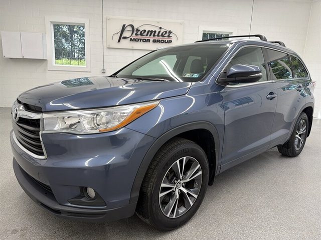 2016 Toyota Highlander XLE AWD photo