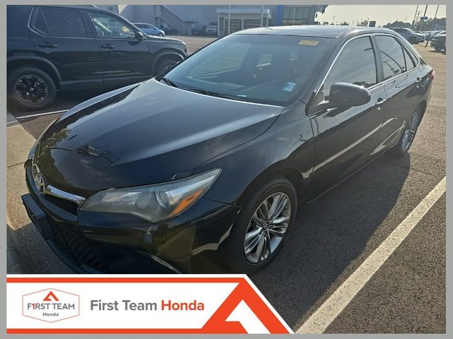 2017 Toyota Camry SE FWD photo