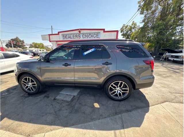 2017 Ford Explorer Sport 4WD photo