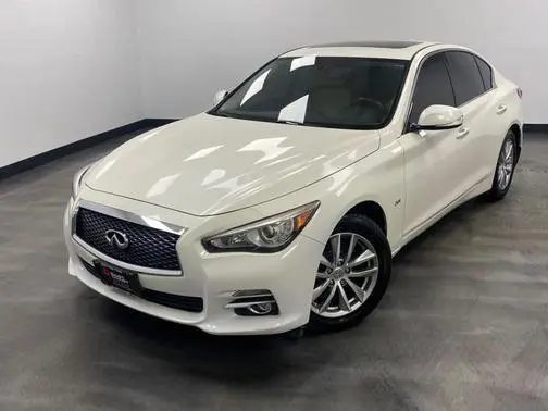 2017 Infiniti Q50 2.0T Premium AWD photo