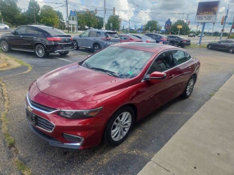 2017 Chevrolet Malibu LT FWD photo