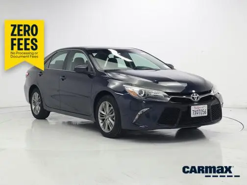 2017 Toyota Camry SE FWD photo