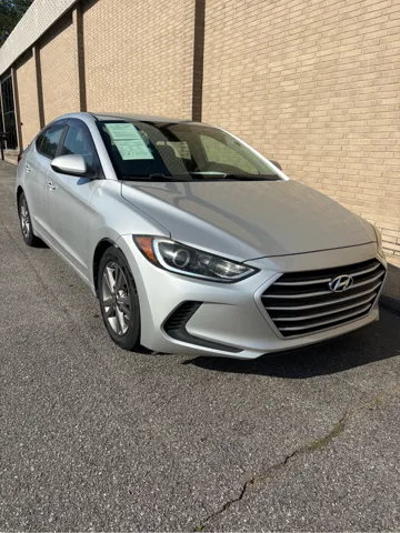 2017 Hyundai Elantra SE FWD photo