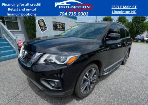 2017 Nissan Pathfinder Platinum FWD photo