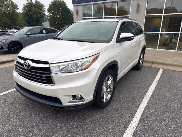 2016 Toyota Highlander Limited FWD photo