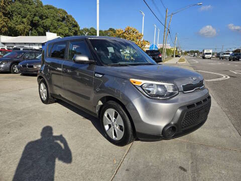 2016 Kia Soul Base FWD photo