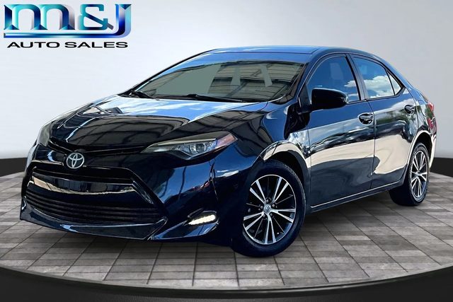 2017 Toyota Corolla LE FWD photo
