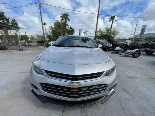 2017 Chevrolet Malibu LT FWD photo