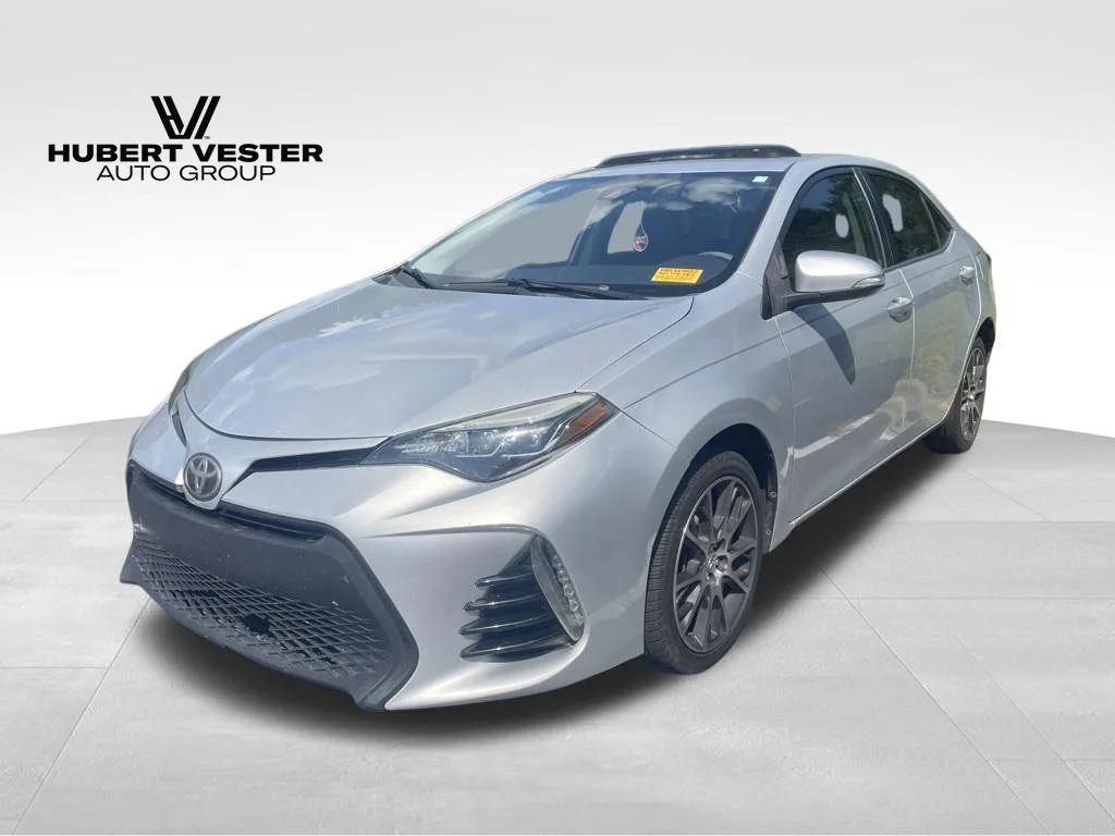 2017 Toyota Corolla SE FWD photo