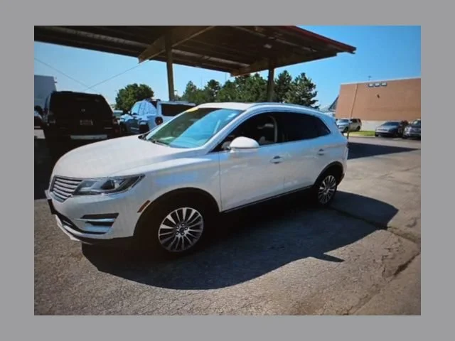 2017 Lincoln MKC Reserve AWD photo