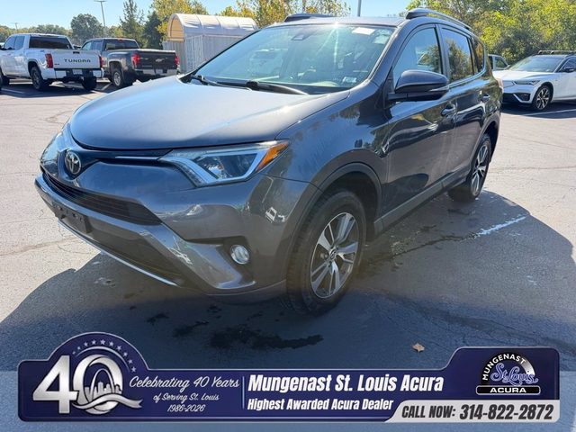 2017 Toyota RAV4 XLE FWD photo