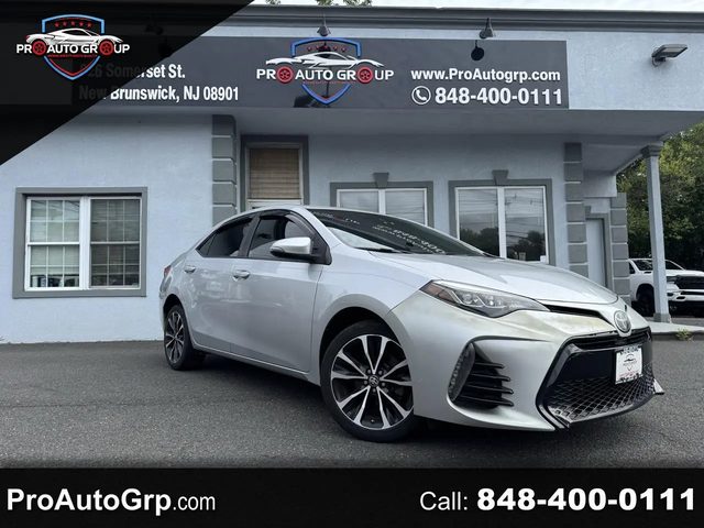2017 Toyota Corolla SE FWD photo
