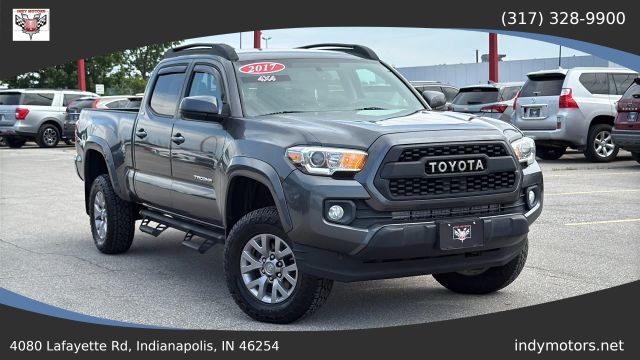 2017 Toyota Tacoma SR5 4WD photo