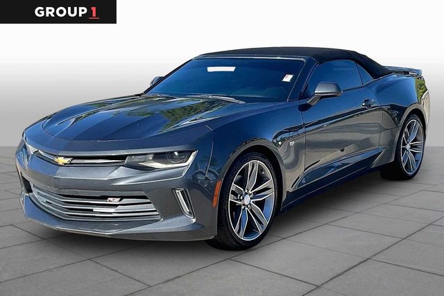 2016 Chevrolet Camaro 1LT RWD photo