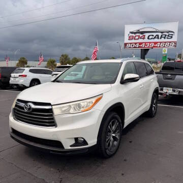 2016 Toyota Highlander XLE FWD photo