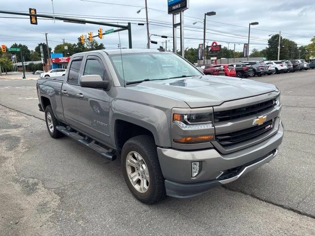 2017 Chevrolet Silverado 1500 LT 4WD photo
