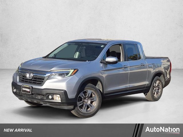 2017 Honda Ridgeline RTL-T FWD photo