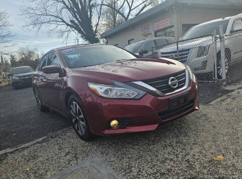 2017 Nissan Altima 2.5 SV FWD photo