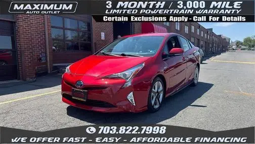 2017 Toyota Prius Three Touring FWD photo