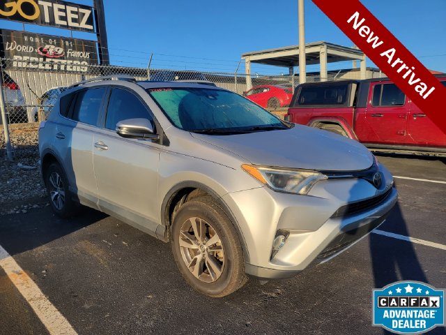 2017 Toyota RAV4 XLE FWD photo