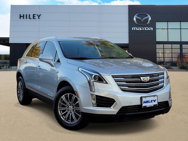 2017 Cadillac XT5 Luxury FWD FWD photo