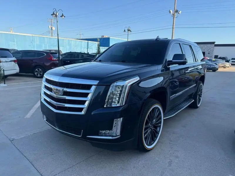2017 Cadillac Escalade Luxury 4WD photo