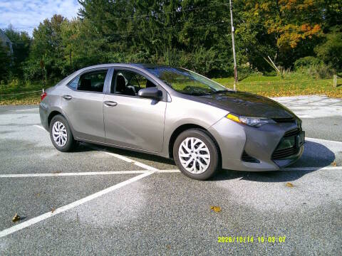 2017 Toyota Corolla LE FWD photo