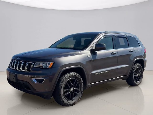 2017 Jeep Grand Cherokee Laredo 4WD photo