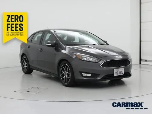 2017 Ford Focus SEL FWD photo