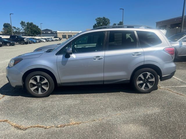 2017 Subaru Forester Limited AWD photo