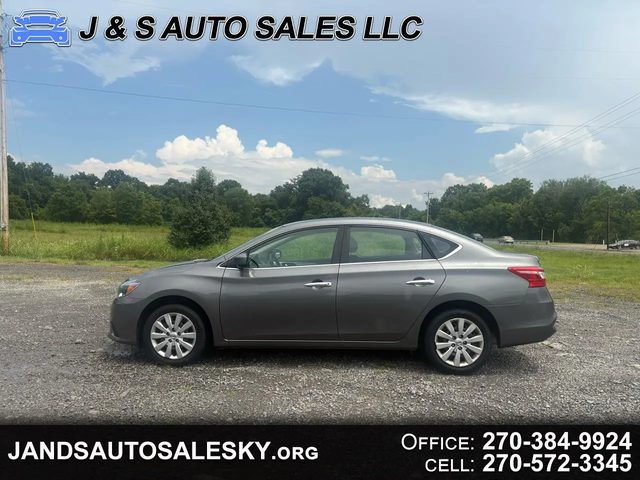 2017 Nissan Sentra S FWD photo