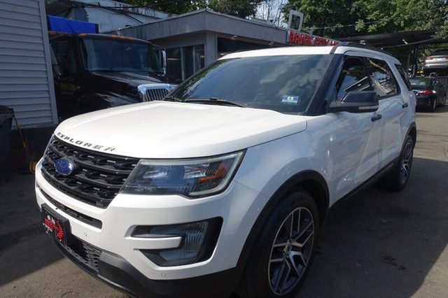 2017 Ford Explorer Sport 4WD photo