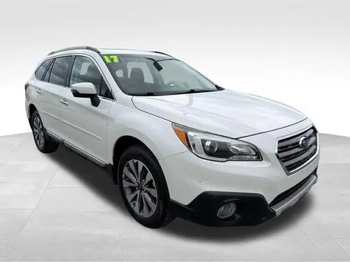 2017 Subaru Outback Touring AWD photo