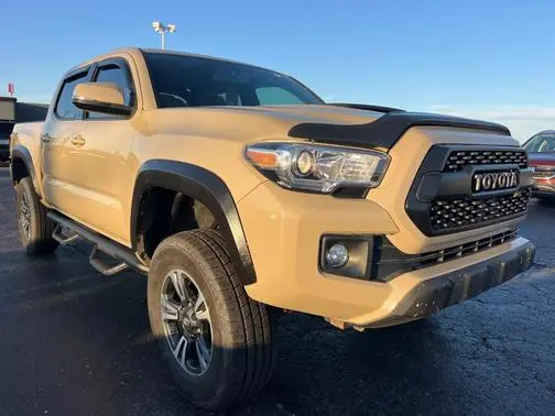 2017 Toyota Tacoma TRD Sport 4WD photo