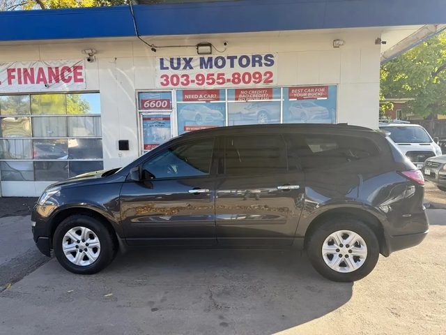 2017 Chevrolet Traverse LS AWD photo
