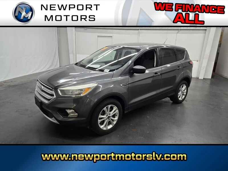 2017 Ford Escape SE FWD photo