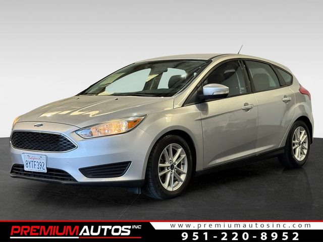 2015 Ford Focus SE FWD photo