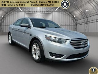 2016 Ford Taurus SEL FWD photo