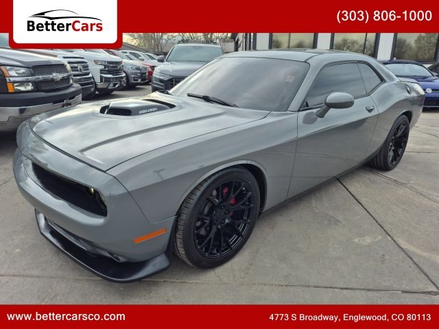 2017 Dodge Challenger R/T Shaker RWD photo