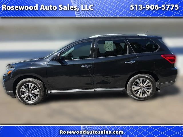 2017 Nissan Pathfinder SL 4WD photo