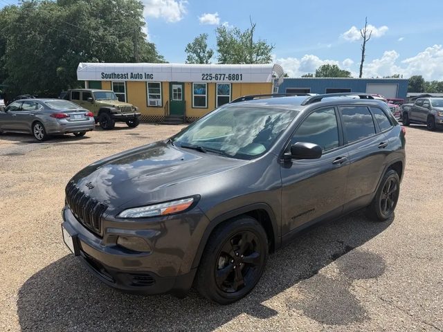 2017 Jeep Cherokee Altitude FWD photo
