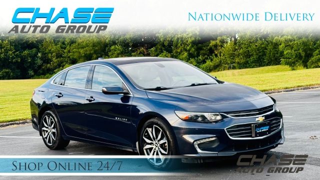 2017 Chevrolet Malibu LT FWD photo