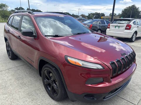 2017 Jeep Cherokee Altitude FWD photo