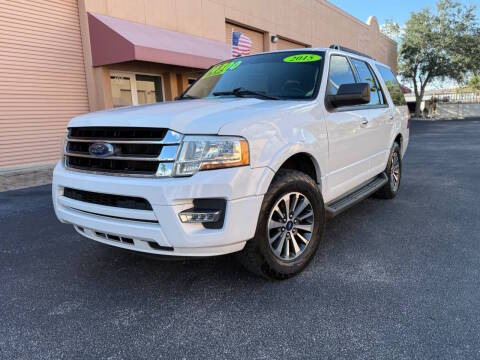 2015 Ford Expedition XLT RWD photo