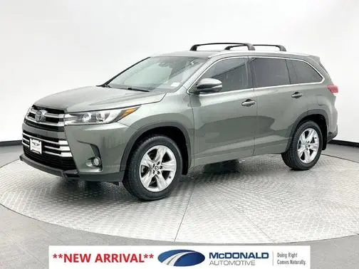 2017 Toyota Highlander Limited AWD photo