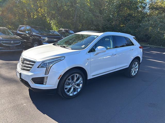 2017 Cadillac XT5 Luxury AWD AWD photo