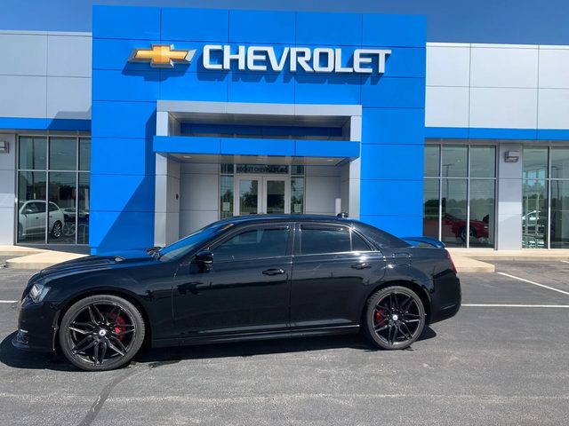 2017 Chrysler 300 300S RWD photo