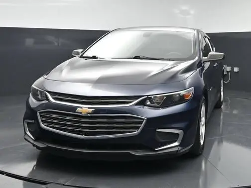 2017 Chevrolet Malibu LS FWD photo